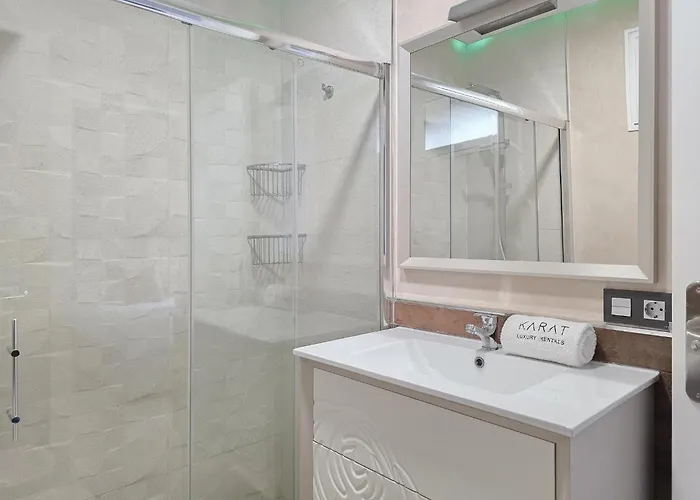 Karat Roque Del Conde 度假居 *