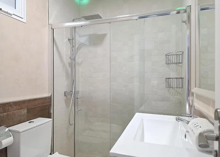 Karat Roque Del Conde * 阿德耶